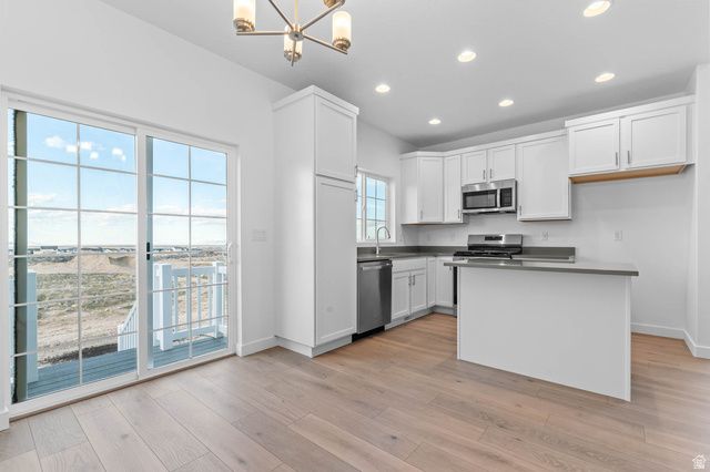 536 W WILLIAMS LN, Grantsville, UT 84029