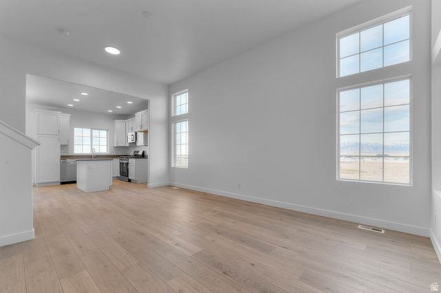 536 W WILLIAMS LN, Grantsville, UT 84029