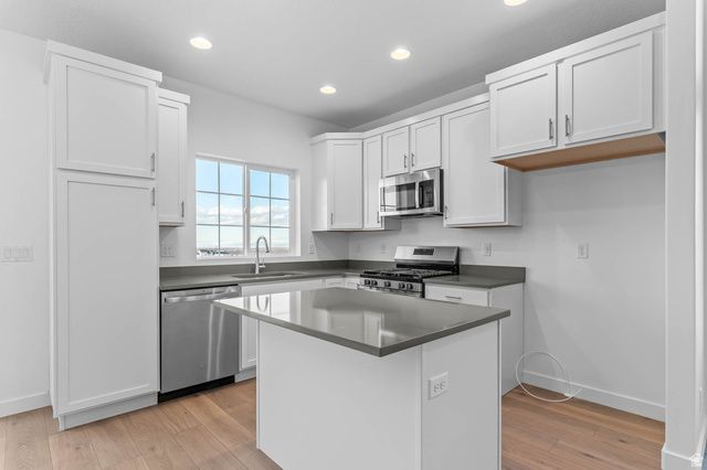 536 W WILLIAMS LN, Grantsville, UT 84029