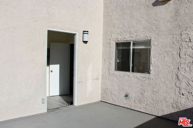 1239 S Hudson Avenue, Los Angeles, CA 90019