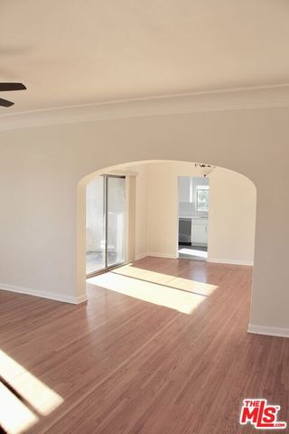 1239 S Hudson Avenue, Los Angeles, CA 90019