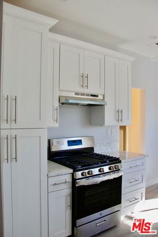 1239 S Hudson Avenue, Los Angeles, CA 90019