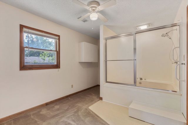 6349 MARTINWEST DR, Millington, TN 38053