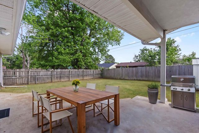 6349 MARTINWEST DR, Millington, TN 38053
