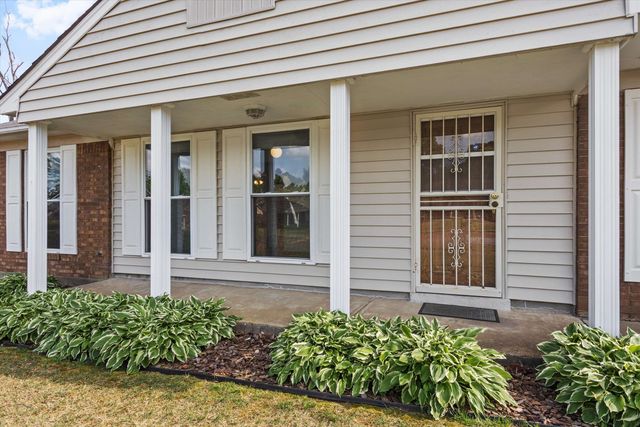 6349 MARTINWEST DR, Millington, TN 38053
