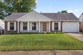 6349 MARTINWEST DR, Millington, TN 38053