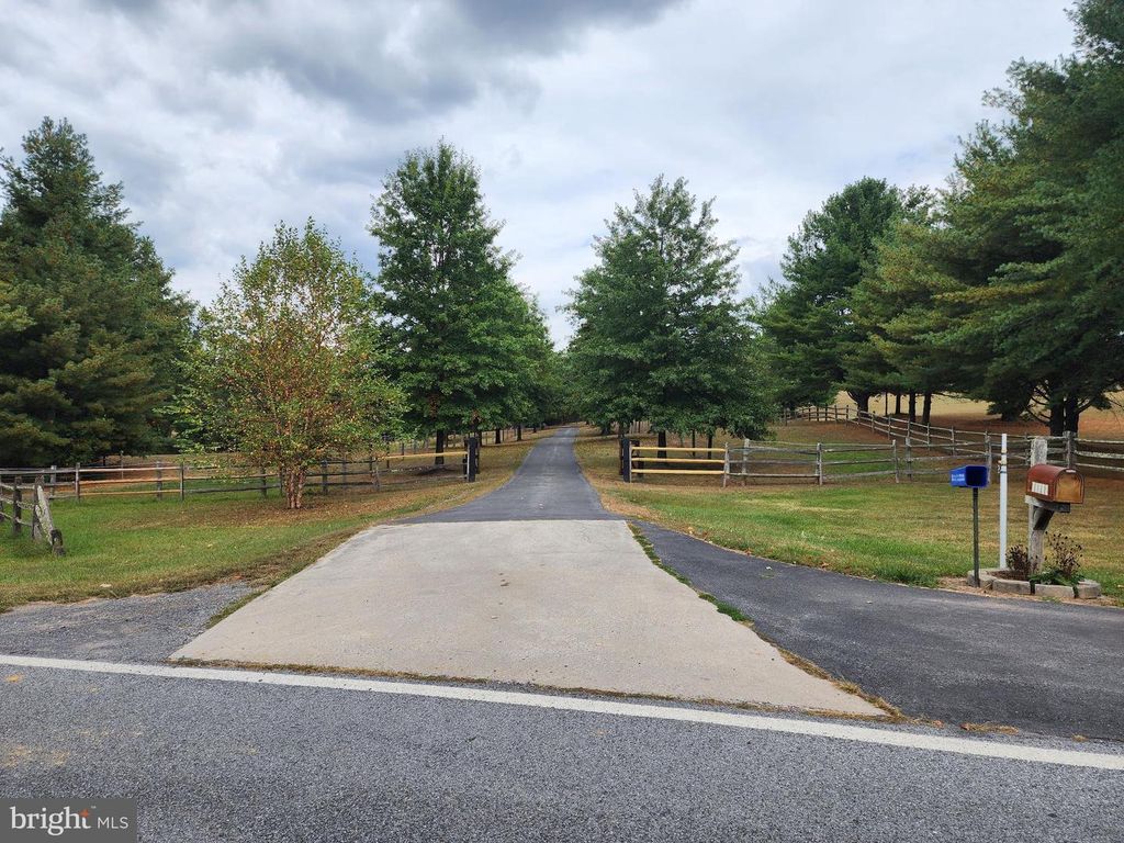 14847 WHITE OAK RDG, Hancock, MD 21750