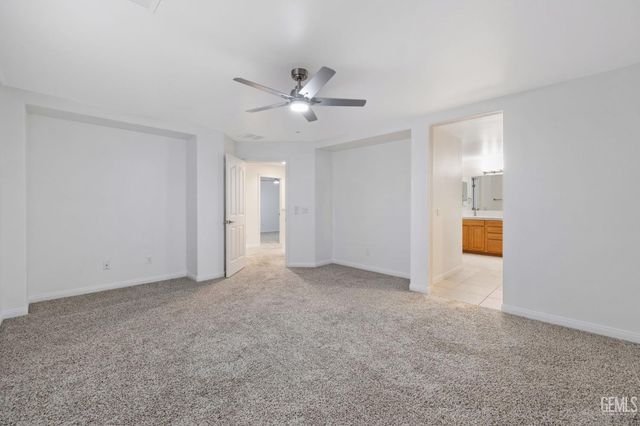 8214 Prentice Hall Drive, Bakersfield, CA 93311