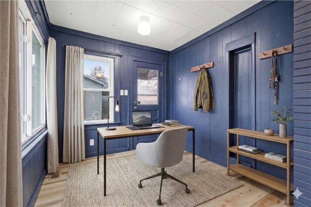 10531 E 9th Street S, Independence, MO 64053