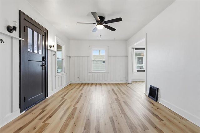 10531 E 9th Street S, Independence, MO 64053