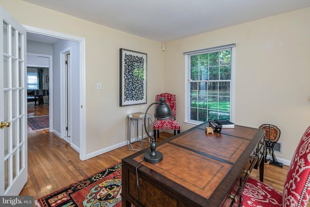 8 WINFIELD RD, Princeton, NJ 08540