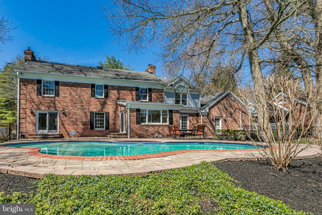 8 WINFIELD RD, Princeton, NJ 08540