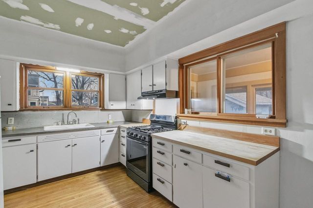 220 S Park Street, Belleville, WI 53508