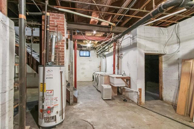 220 S Park Street, Belleville, WI 53508