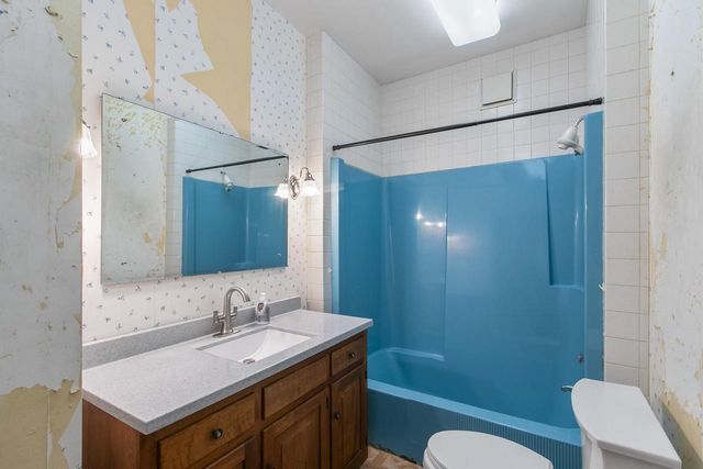 220 S Park Street, Belleville, WI 53508