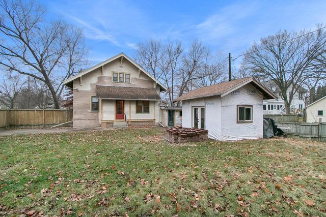 220 S Park Street, Belleville, WI 53508