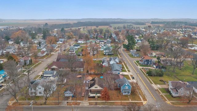 220 S Park Street, Belleville, WI 53508