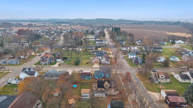 220 S Park Street, Belleville, WI 53508