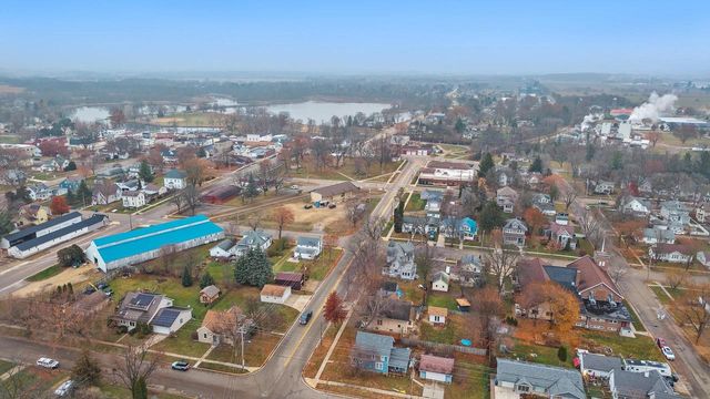220 S Park Street, Belleville, WI 53508