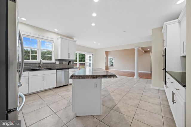 203 DEERFIELD DR, Middletown, DE 19709