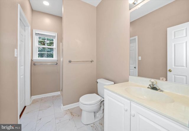 203 DEERFIELD DR, Middletown, DE 19709