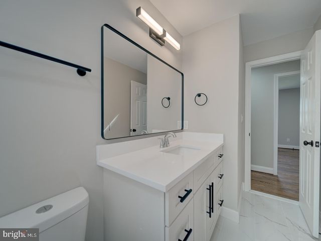 5615 OLD BRANCH AVE, Temple Hills, MD 20748