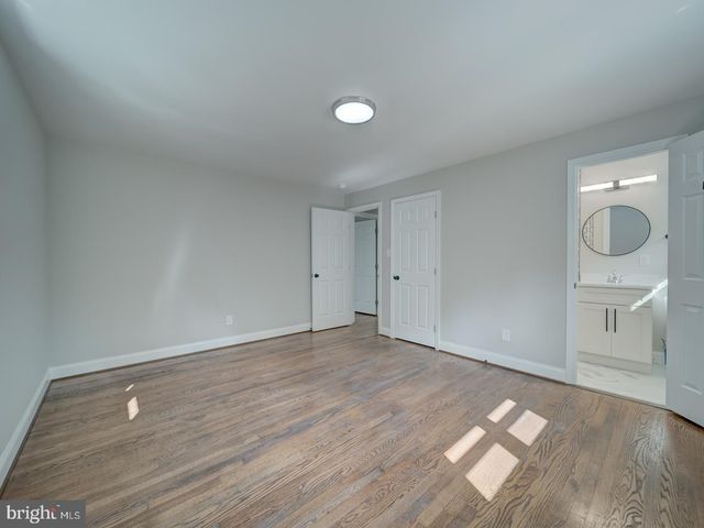 5615 OLD BRANCH AVE, Temple Hills, MD 20748