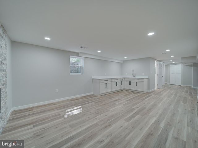 5615 OLD BRANCH AVE, Temple Hills, MD 20748