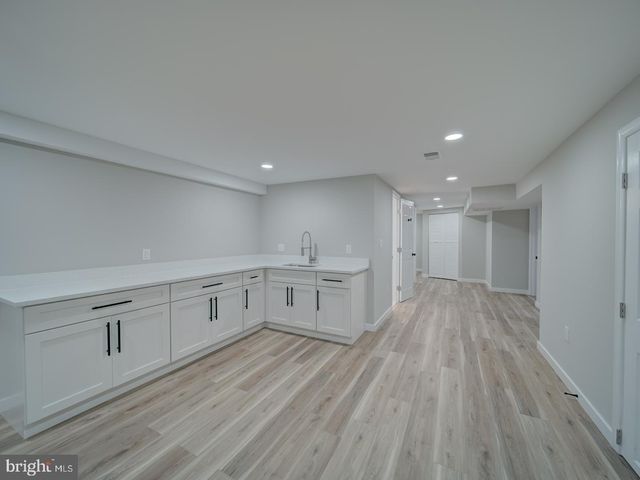 5615 OLD BRANCH AVE, Temple Hills, MD 20748