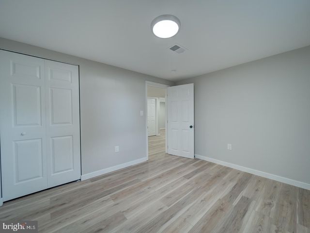 5615 OLD BRANCH AVE, Temple Hills, MD 20748