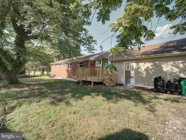 5615 OLD BRANCH AVE, Temple Hills, MD 20748