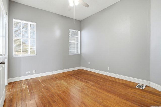 419 W Mistletoe, San Antonio, TX 78212