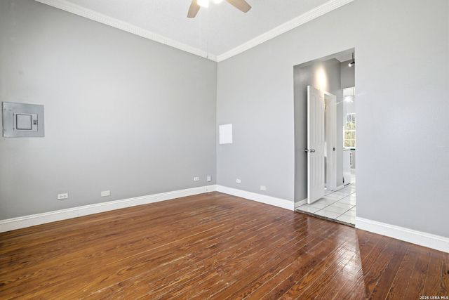 419 W Mistletoe, San Antonio, TX 78212