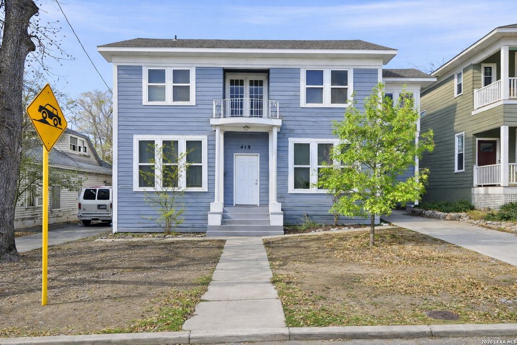 419 W Mistletoe, San Antonio, TX 78212