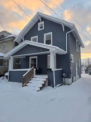 1013 Mahlon Street, Lansing City, MI 48906