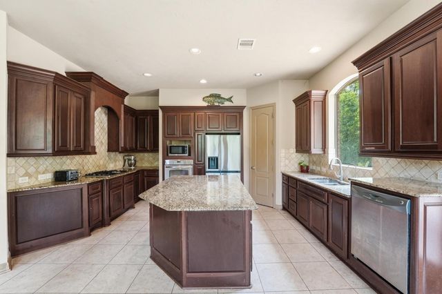 3 Spotted Lily Way, The Woodlands, TX 77354