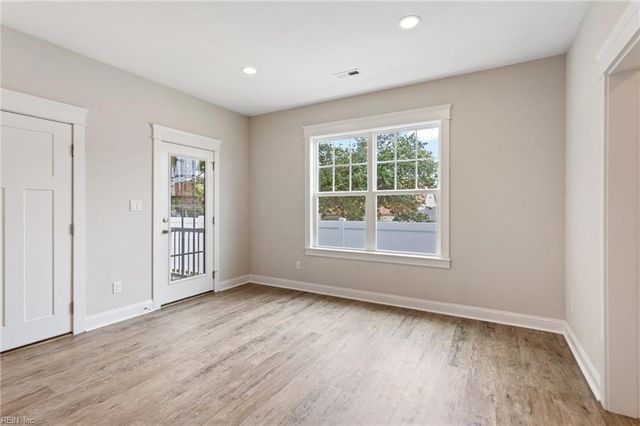 3123 E Ocean View AVE, Norfolk, VA 23518