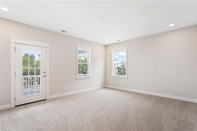 3123 E Ocean View AVE, Norfolk, VA 23518