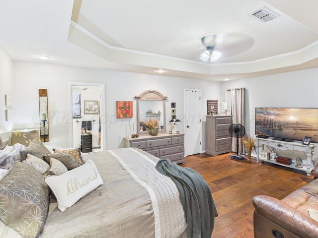 1611 N ZIMMERS Street, Pampa, TX 79065