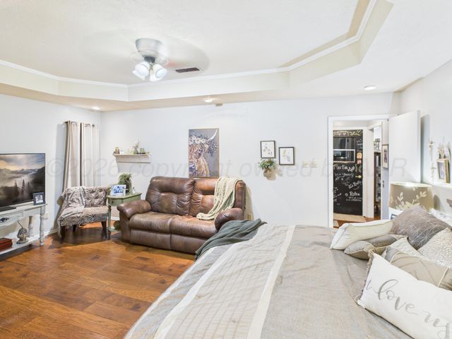 1611 N ZIMMERS Street, Pampa, TX 79065