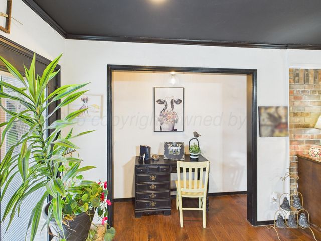 1611 N ZIMMERS Street, Pampa, TX 79065