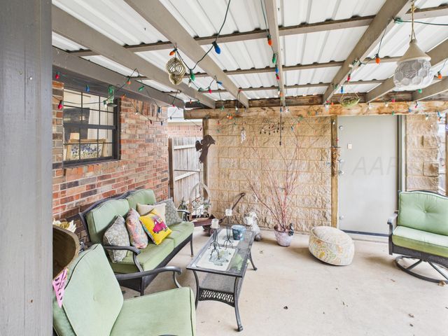 1611 N ZIMMERS Street, Pampa, TX 79065