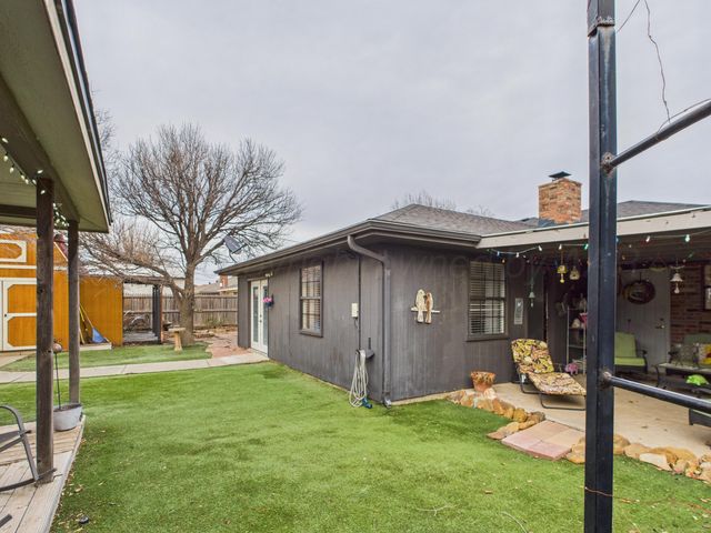 1611 N ZIMMERS Street, Pampa, TX 79065