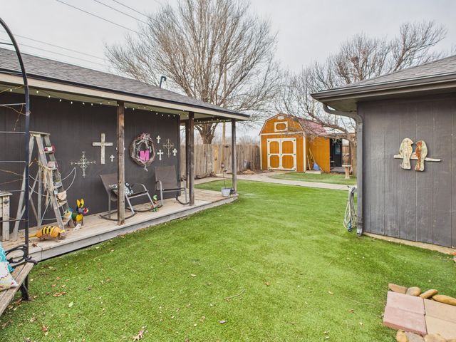 1611 N ZIMMERS Street, Pampa, TX 79065