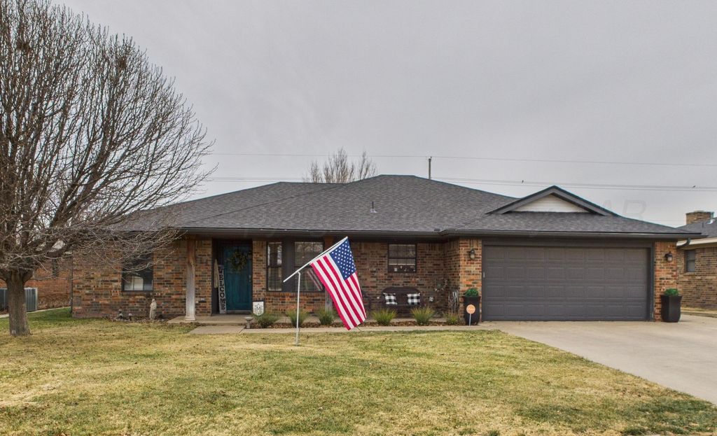 1611 N ZIMMERS Street, Pampa, TX 79065