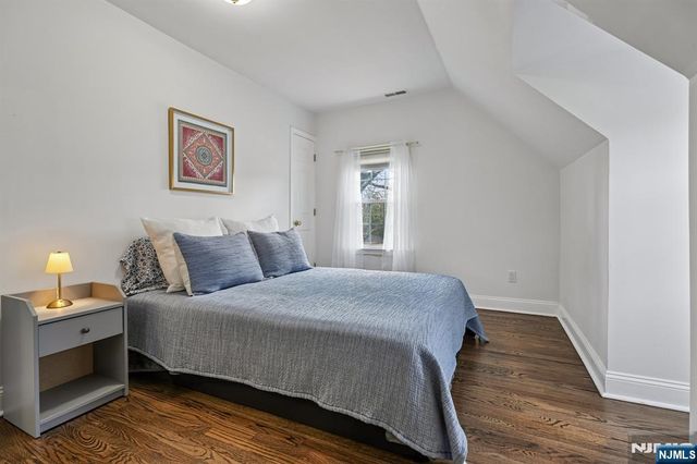 122 Johnson Avenue, Mahwah, NJ 07430