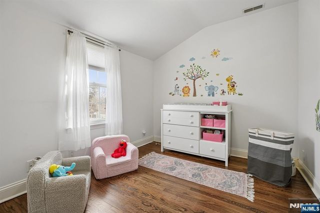122 Johnson Avenue, Mahwah, NJ 07430