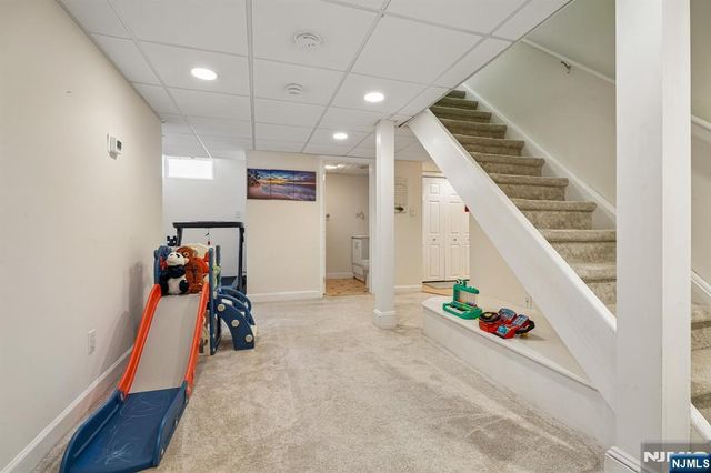 122 Johnson Avenue, Mahwah, NJ 07430