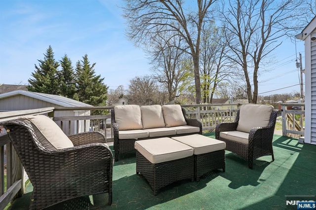 122 Johnson Avenue, Mahwah, NJ 07430