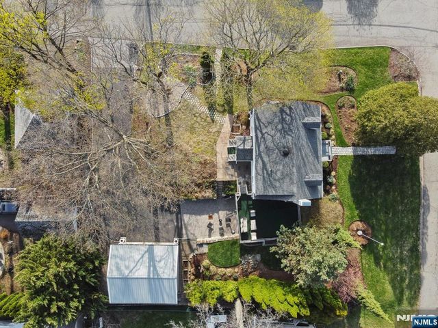 122 Johnson Avenue, Mahwah, NJ 07430